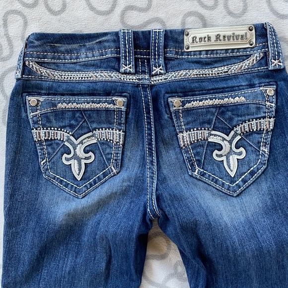 Rock Revival Jeniya Skinny Jeans - Picture 4 of 9